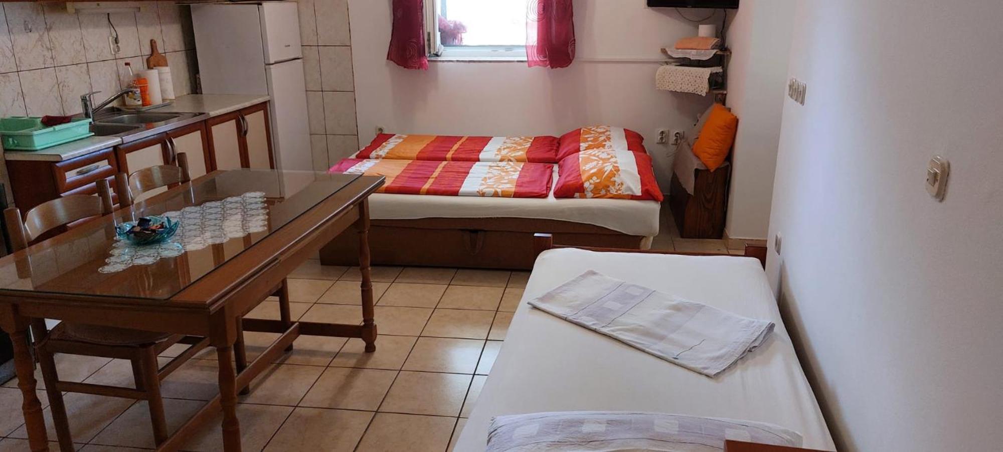 Apartments Cvitini Dvori Garjak Vrlika Exteriér fotografie